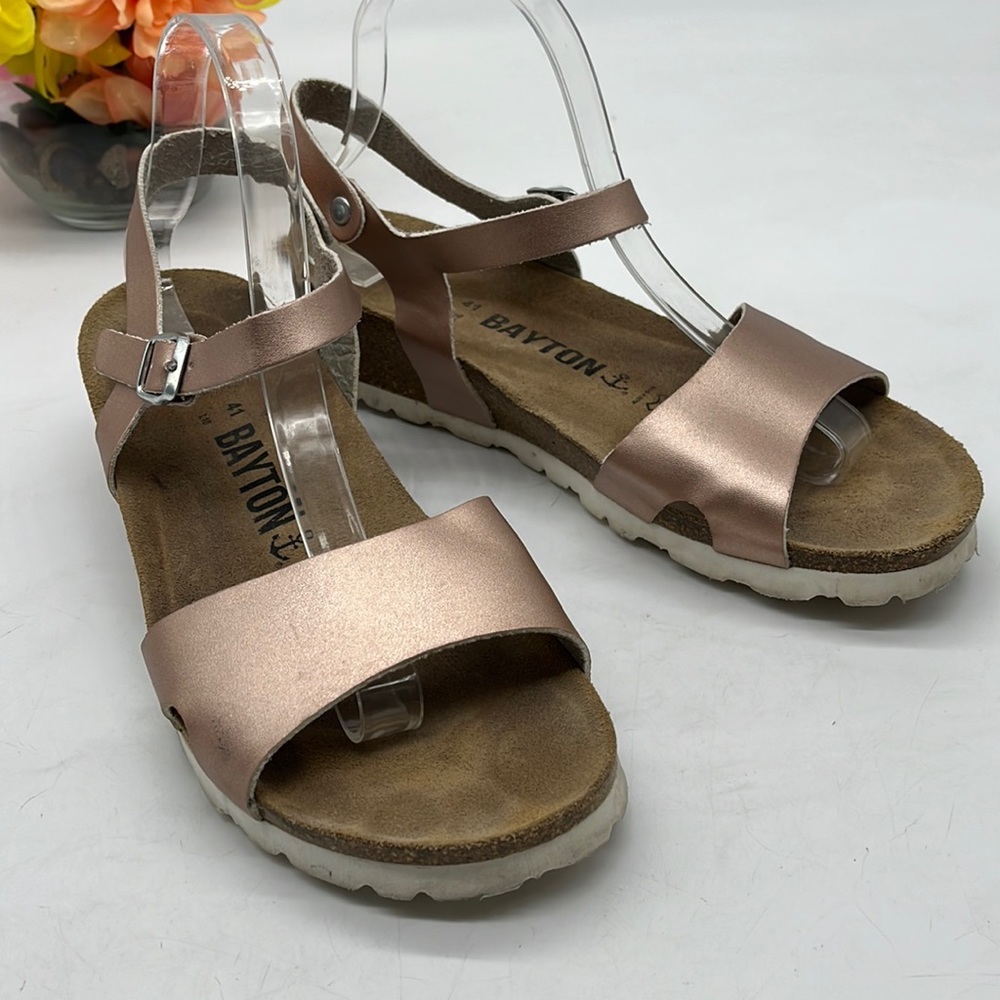 Bayton Rose Gold Leather Sandals Size 10. MCS2845G